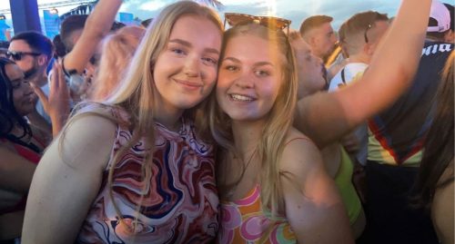 E183D02B-C7F9-4BA2-BCCA-61E608645481